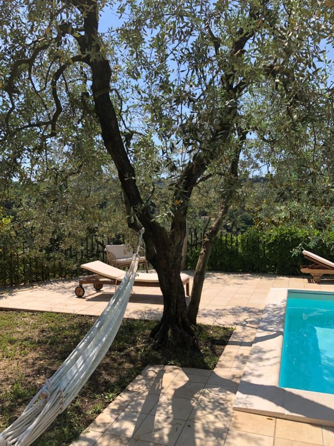 Villino Con Piscina Βίλα Τέρνι Εξωτερικό φωτογραφία